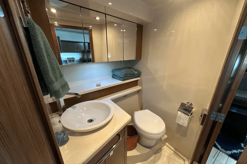 Slide: The Image of Cruisers Yachts 48 CANTIUS 2014 - 9