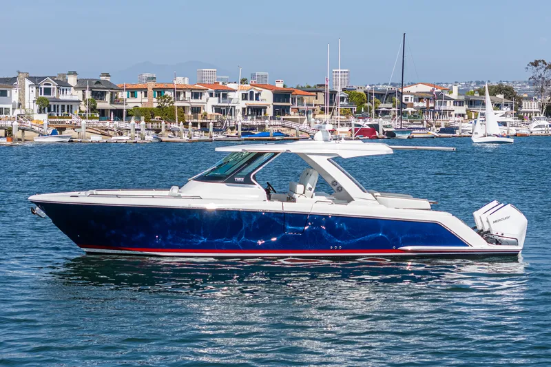 Slide: The Image of Tiara 38 LS 2025 - 11