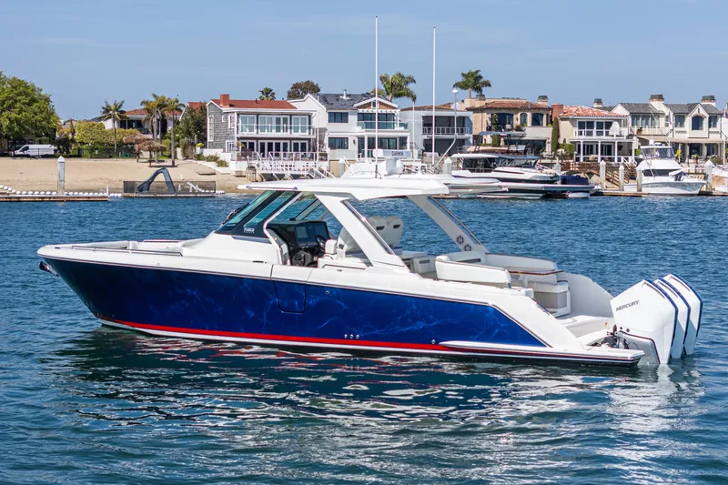 Slide: The Image of Tiara 38 LS 2025 - 12