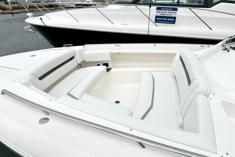 Slide: The Image of Tiara 38 LS 2025 - 26