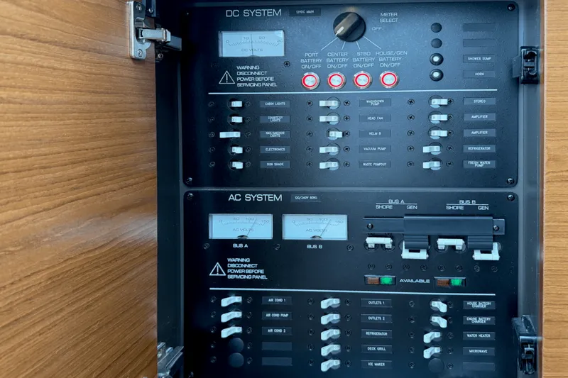 Slide: The Image of Tiara 38 LS 2025 - 58