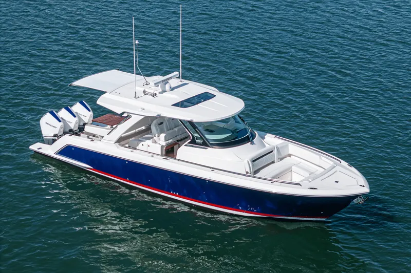 Slide: The Image of Tiara 38 LS 2025 - 7