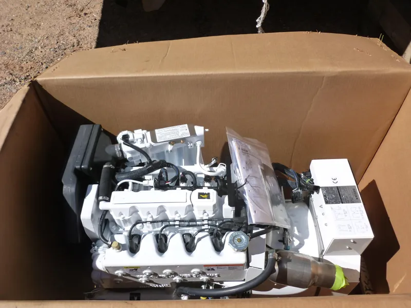 Slide: The Image of Boxed engine for 2001 Stardust Cruisers Desert Oasis Share 20, ready for installation. - 11