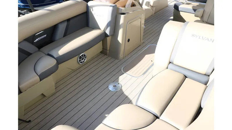 Slide: The Image of Sylvan Mirage X3 CLZ DH Tri Toon 2025 - 16