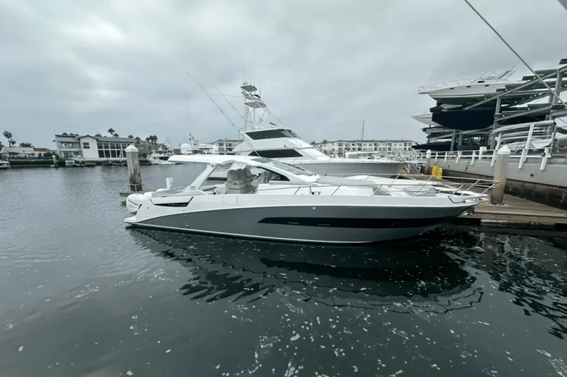 Slide: The Image of Azimut 40 VERVE 2019 - 19