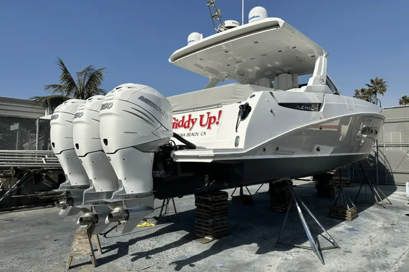 Slide: The Image of Azimut 40 VERVE 2019 - 43