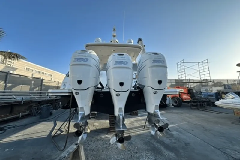 Slide: The Image of Azimut 40 VERVE 2019 - 47