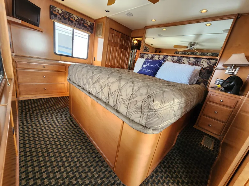 Slide: The Image of Luxurious 2008 Sumerset Blue Moon Share #12 bedroom with elegant wood furnishings. - 31