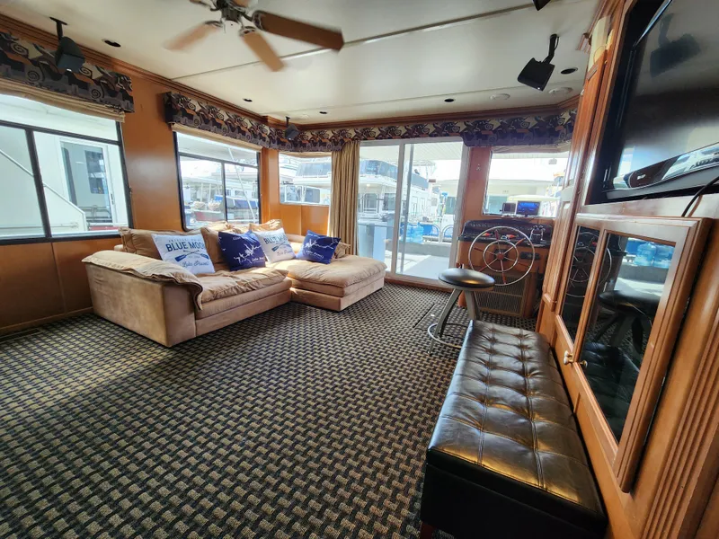 Slide: The Image of Sumerset BLue Moon Share #12 2008 - 58