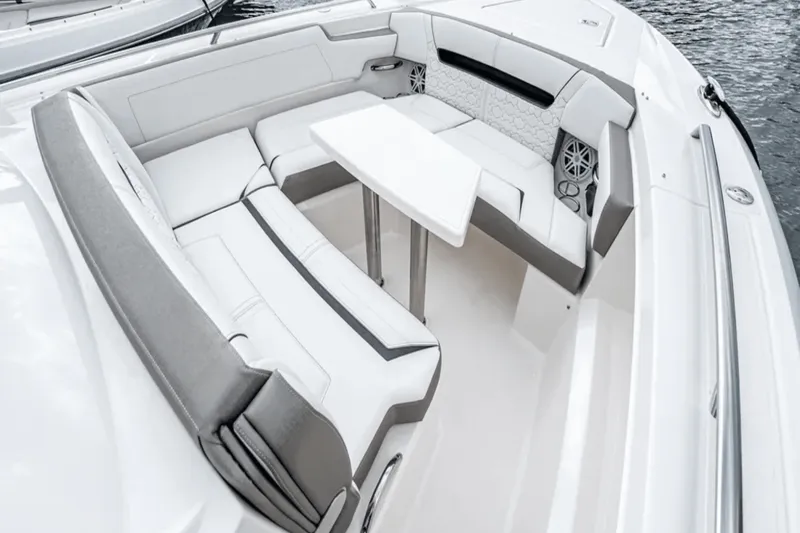 Slide: The Image of Tiara 34 LS 2024 - 7