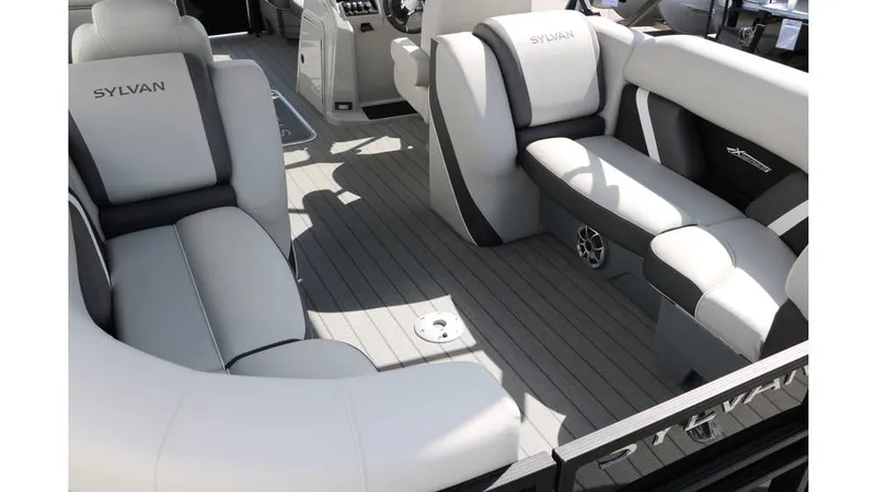 Slide: The Image of Sylvan Mirage X3 Tri Toon 2025 - 16