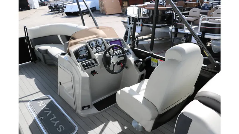 Slide: The Image of Sylvan Mirage X3 Tri Toon 2025 - 24