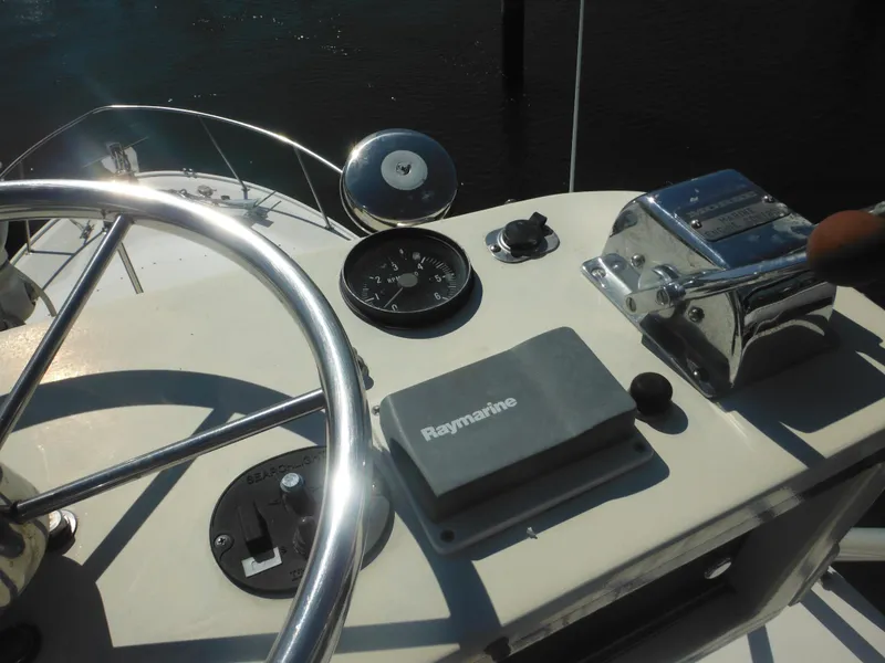 Slide: The Image of Blackfin 29 Combi 1985 - 105