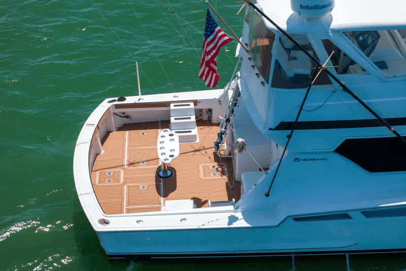 Slide: The Image of Hatteras 54 CONVERTIBLE 1996 - 5
