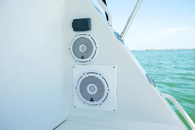 Slide: The Image of Hatteras 54 CONVERTIBLE 1996 - 53