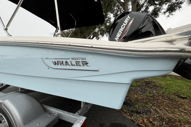 Slide: The Image of Boston Whaler 130 Super Sport 2025 - 2