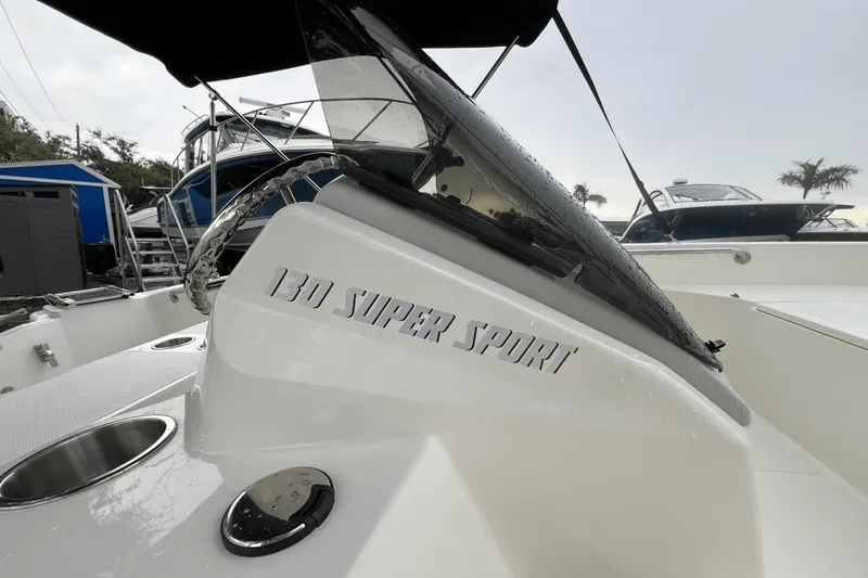 Slide: The Image of Boston Whaler 130 Super Sport 2025 - 5