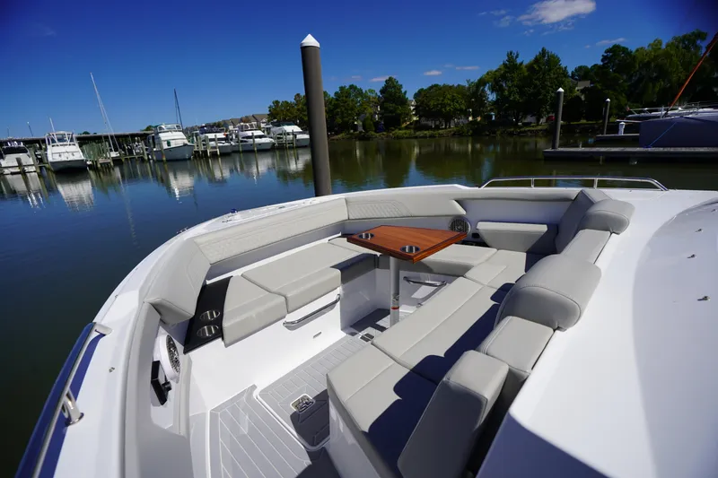 Slide: The Image of Cruisers 34 GLS Outboard 2026 - 58