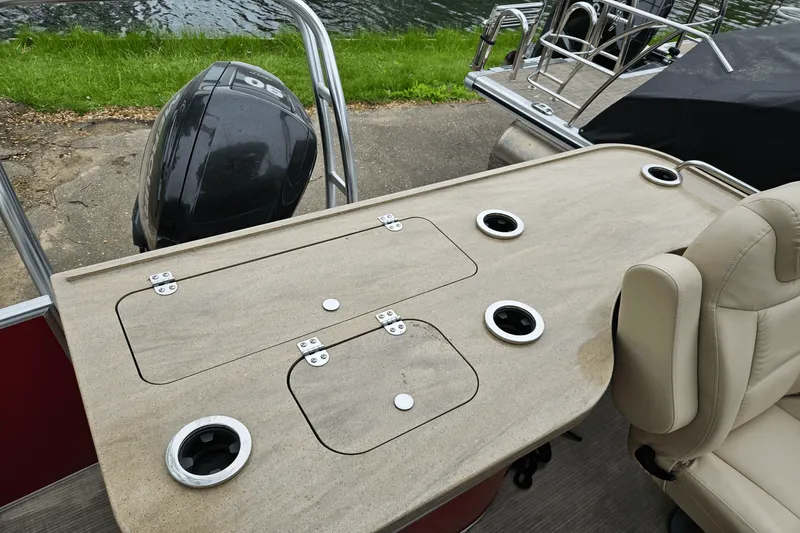 Slide: The Image of Sylvan MIRAGE 8522ENT 2018 - 17