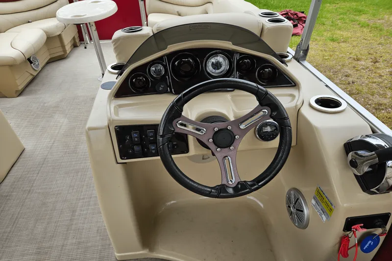 Slide: The Image of Sylvan MIRAGE 8522ENT 2018 - 8