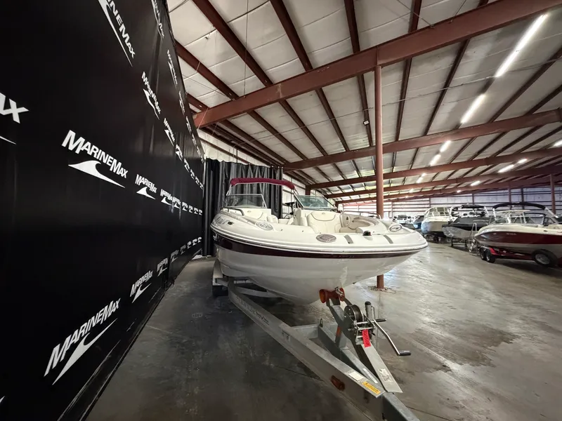 Slide: The Image of Crownline Boats 220 EX 2007 - 1