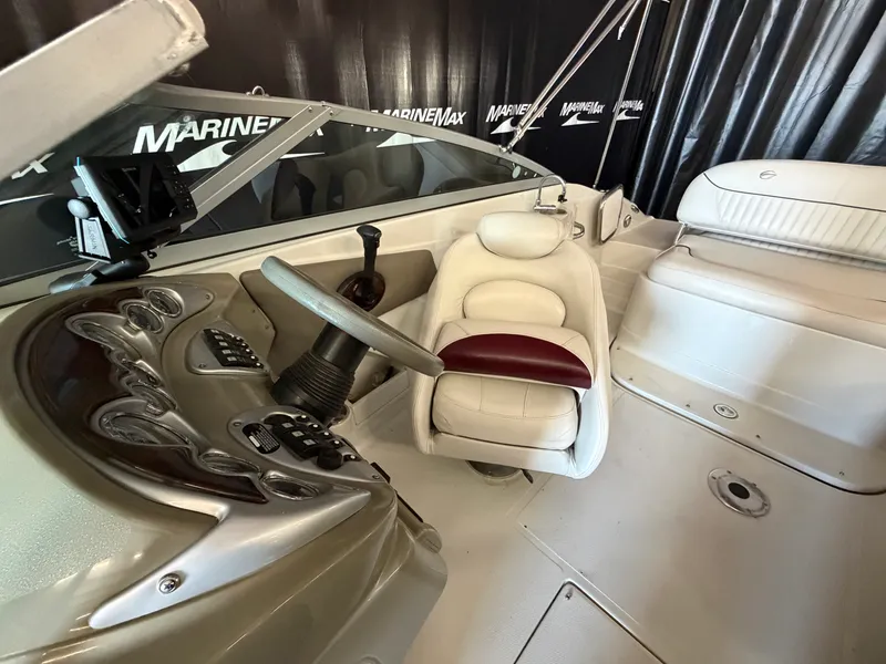 Slide: The Image of Crownline Boats 220 EX 2007 - 18