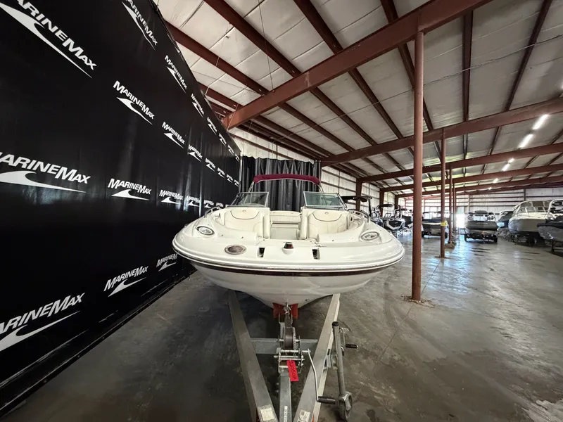 Slide: The Image of Crownline Boats 220 EX 2007 - 2