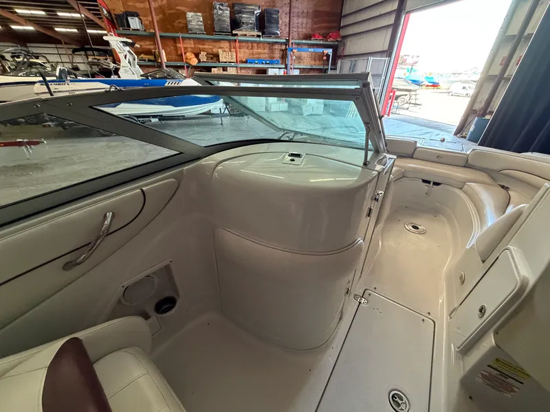 Slide: The Image of Crownline Boats 220 EX 2007 - 26