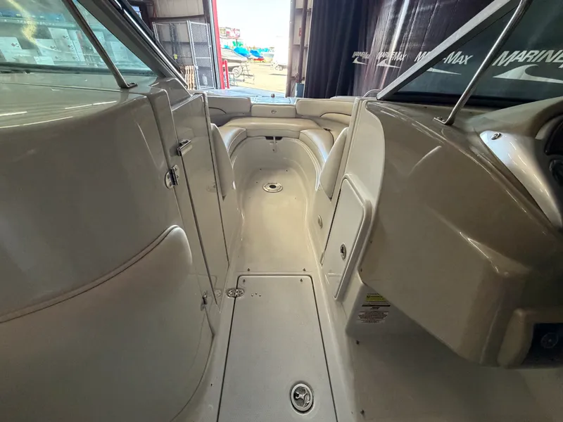 Slide: The Image of Crownline Boats 220 EX 2007 - 29