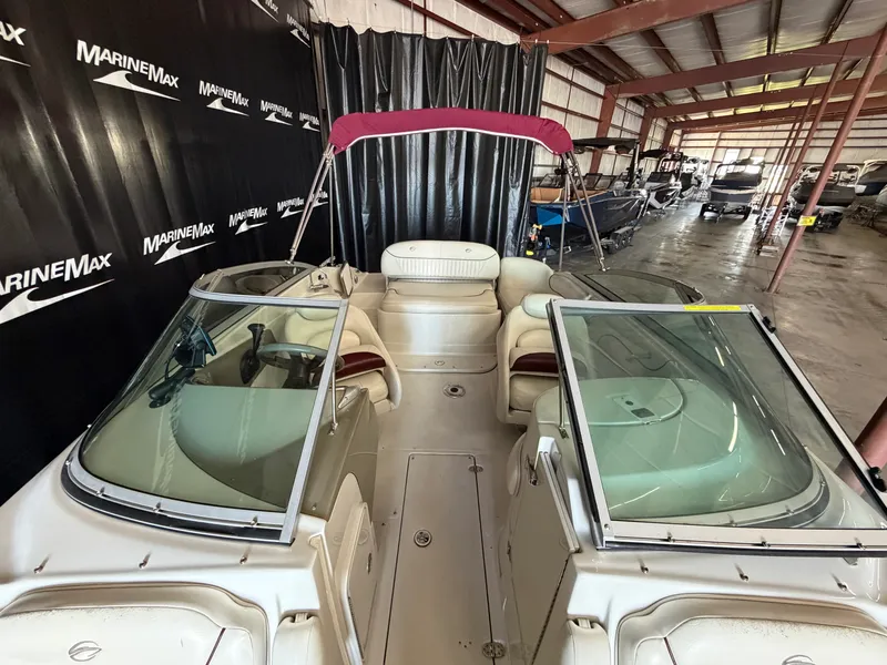 Slide: The Image of Crownline Boats 220 EX 2007 - 36