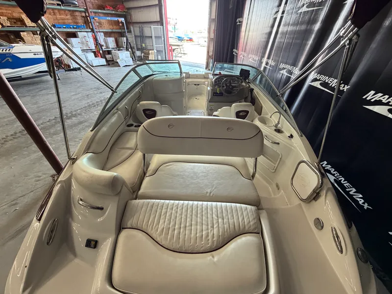 Slide: The Image of Crownline Boats 220 EX 2007 - 9