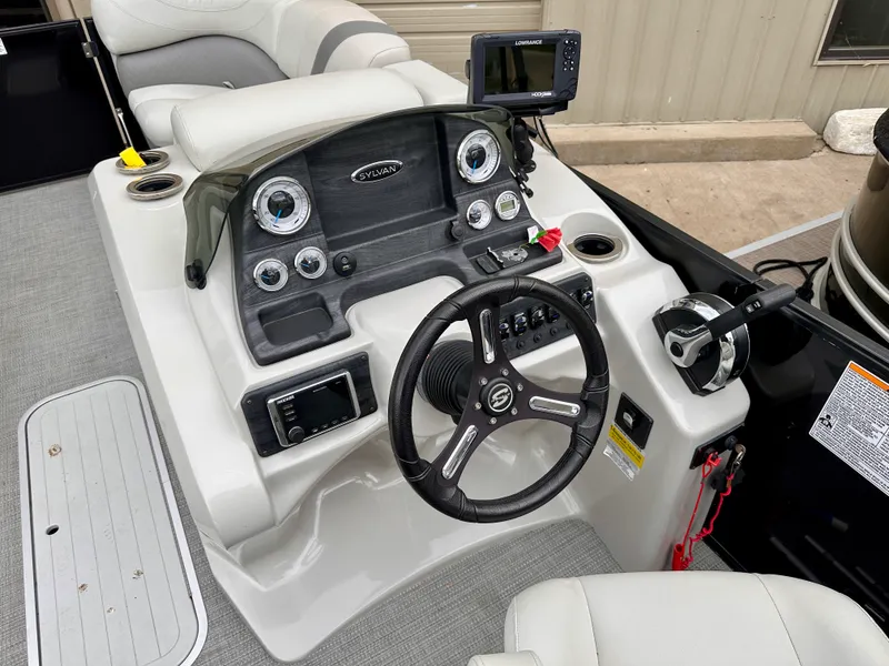 Slide: The Image of Sylvan 8524 MIRAGE DLZ TRITOON 2018 - 13