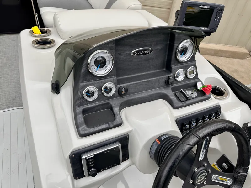 Slide: The Image of Sylvan 8524 MIRAGE DLZ TRITOON 2018 - 16