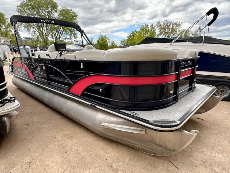 Slide: The Image of Sylvan 8524 MIRAGE DLZ TRITOON 2018 - 2