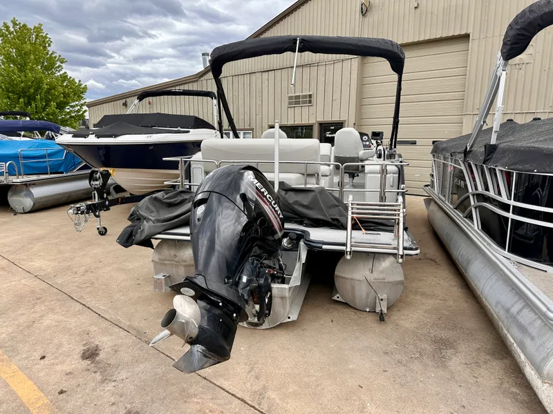 Slide: The Image of Sylvan 8524 MIRAGE DLZ TRITOON 2018 - 3