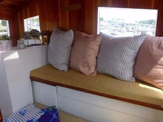 Slide: The Image of Diesel Duck 40 2013 - 61