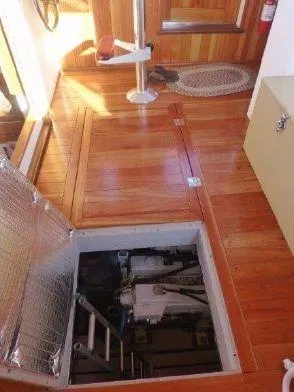 Slide: The Image of Diesel Duck 40 2013 - 71