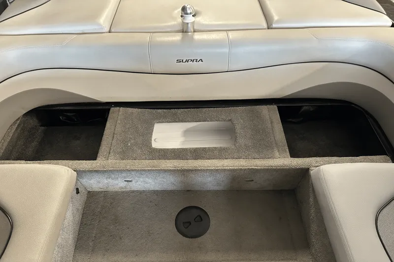 Slide: The Image of Supra 22V 2011 - 26