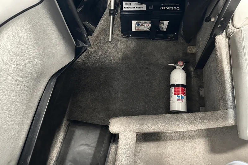 Slide: The Image of Supra 22V 2011 - 39