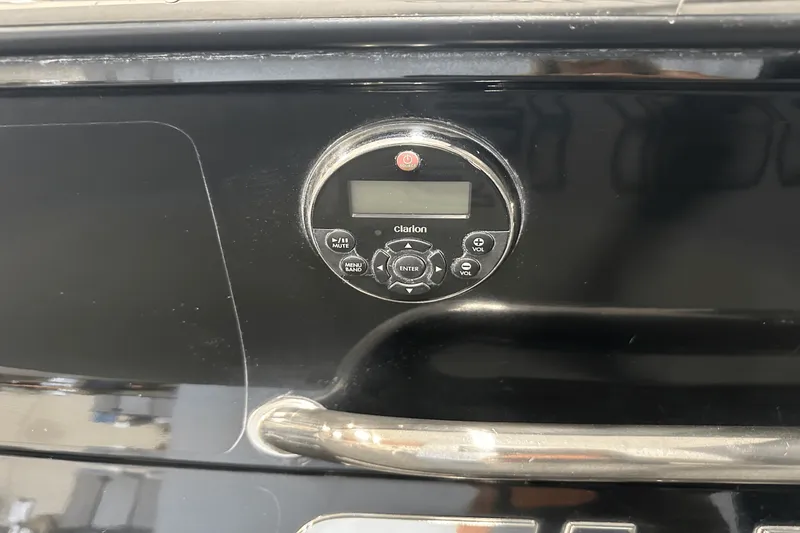 Slide: The Image of Supra 22V 2011 - 9