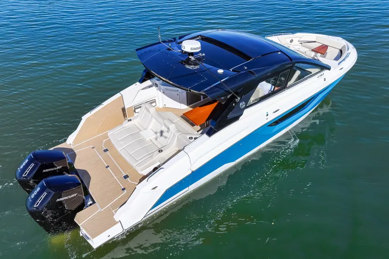 Slide: The Image of Cruisers Yachts 42 GLS Outboard 2026 - 12