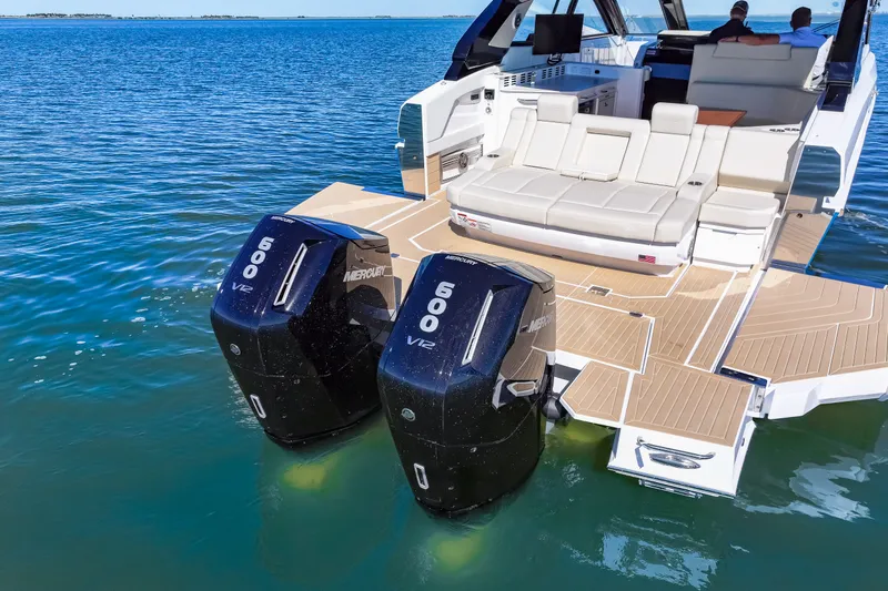 Slide: The Image of Cruisers Yachts 42 GLS Outboard 2026 - 15