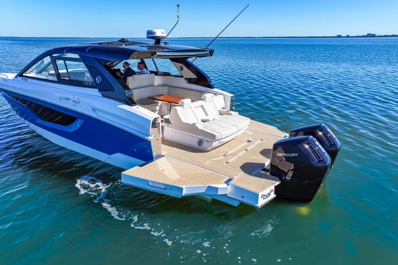 Slide: The Image of Cruisers Yachts 42 GLS Outboard 2026 - 20