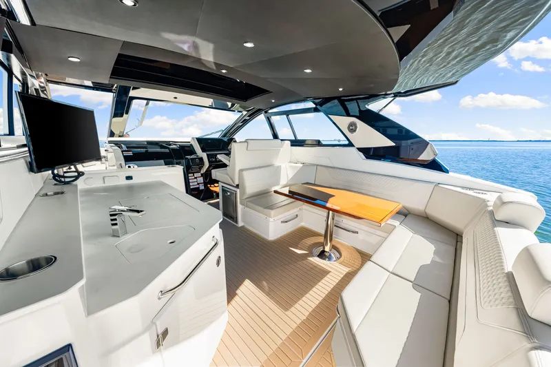 Slide: The Image of Cruisers Yachts 42 GLS Outboard 2026 - 32