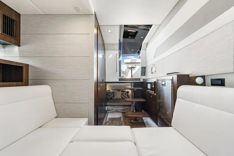 Slide: The Image of Cruisers Yachts 42 GLS Outboard 2026 - 42