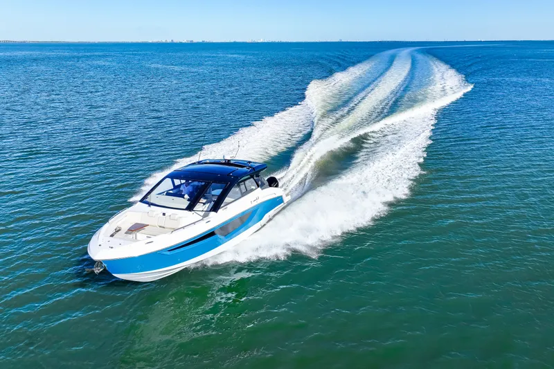 Slide: The Image of Cruisers Yachts 42 GLS Outboard 2026 - 51