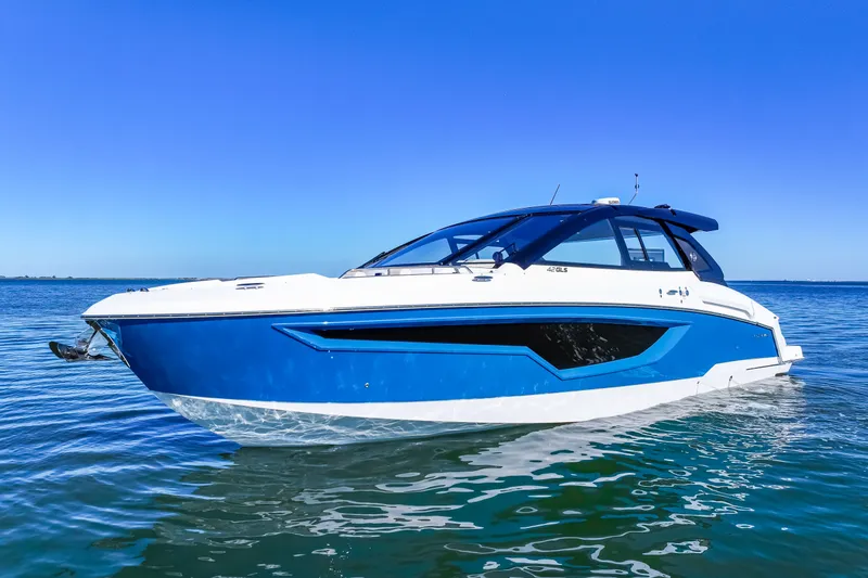 Slide: The Image of Cruisers Yachts 42 GLS Outboard 2026 - 7