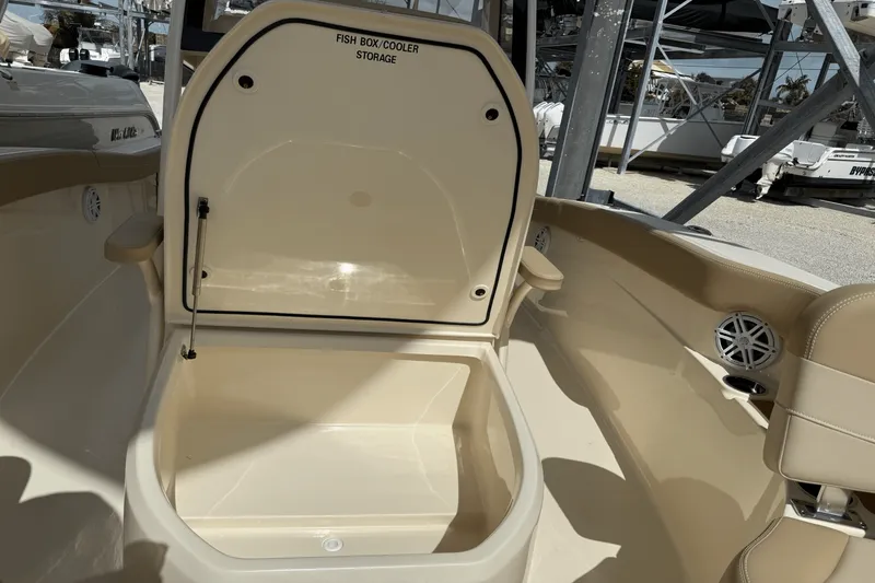 Slide: The Image of Scout 215 XSF 2026 - 3