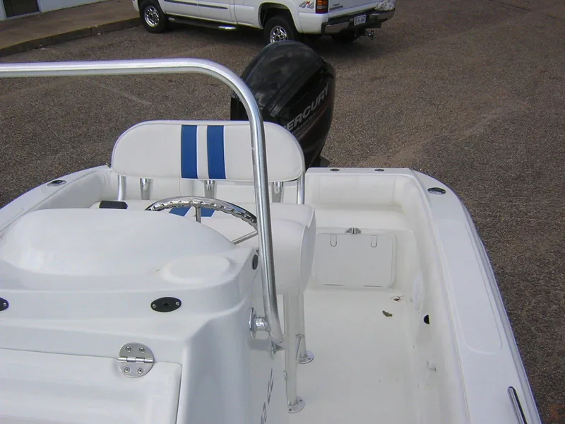 Slide: The Image of 2017 Glasstream 192 CC boat with helm and outboard motor. - 12