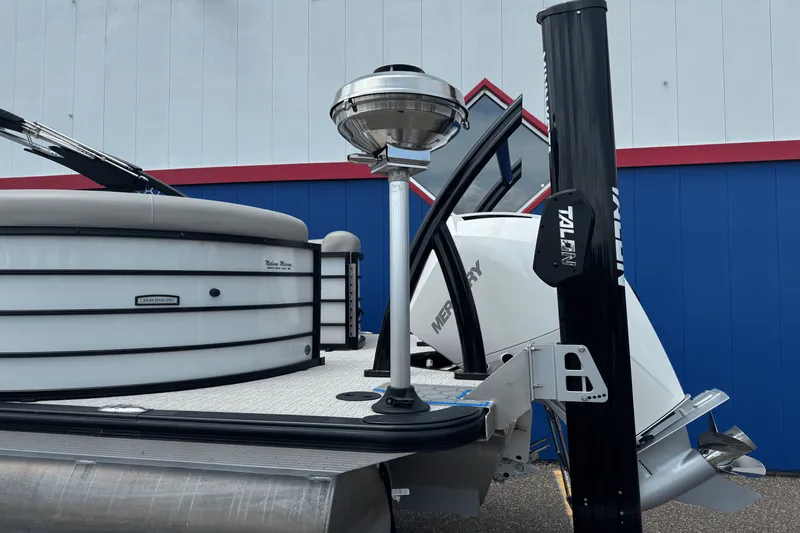 Slide: The Image of South Bay 525RS ARCH 2020 - 6